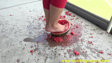 crushing stomping